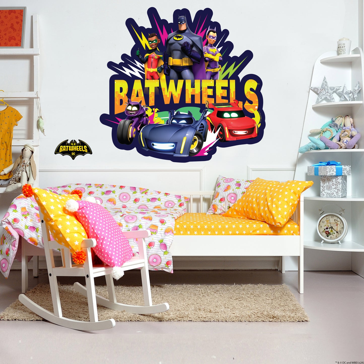 Batwheels™ Wall Sticker - Batwheels and Heroes Lightning Bolt Decal DC Superhero Art