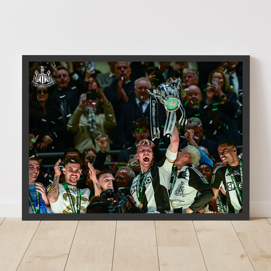 Newcastle United Cup Winners Print - Dan Burn Trophy Lift Landscape Poster