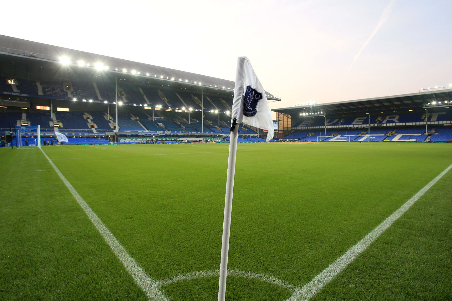 Everton FC - Goodison Park Stadium Full Wall Mural Corner Flag Picture