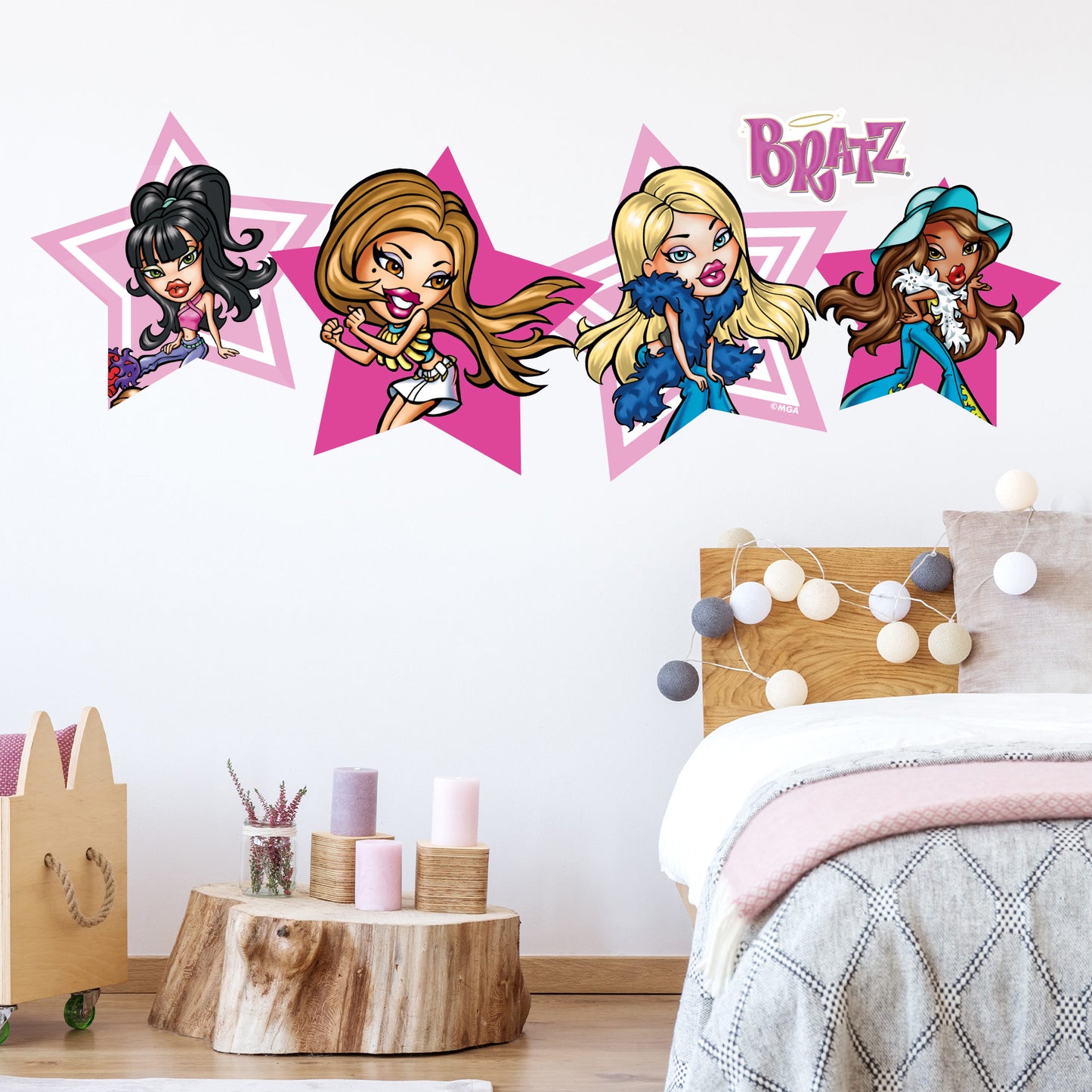 Bratz Wall Sticker - Group In Stars Wall Art
