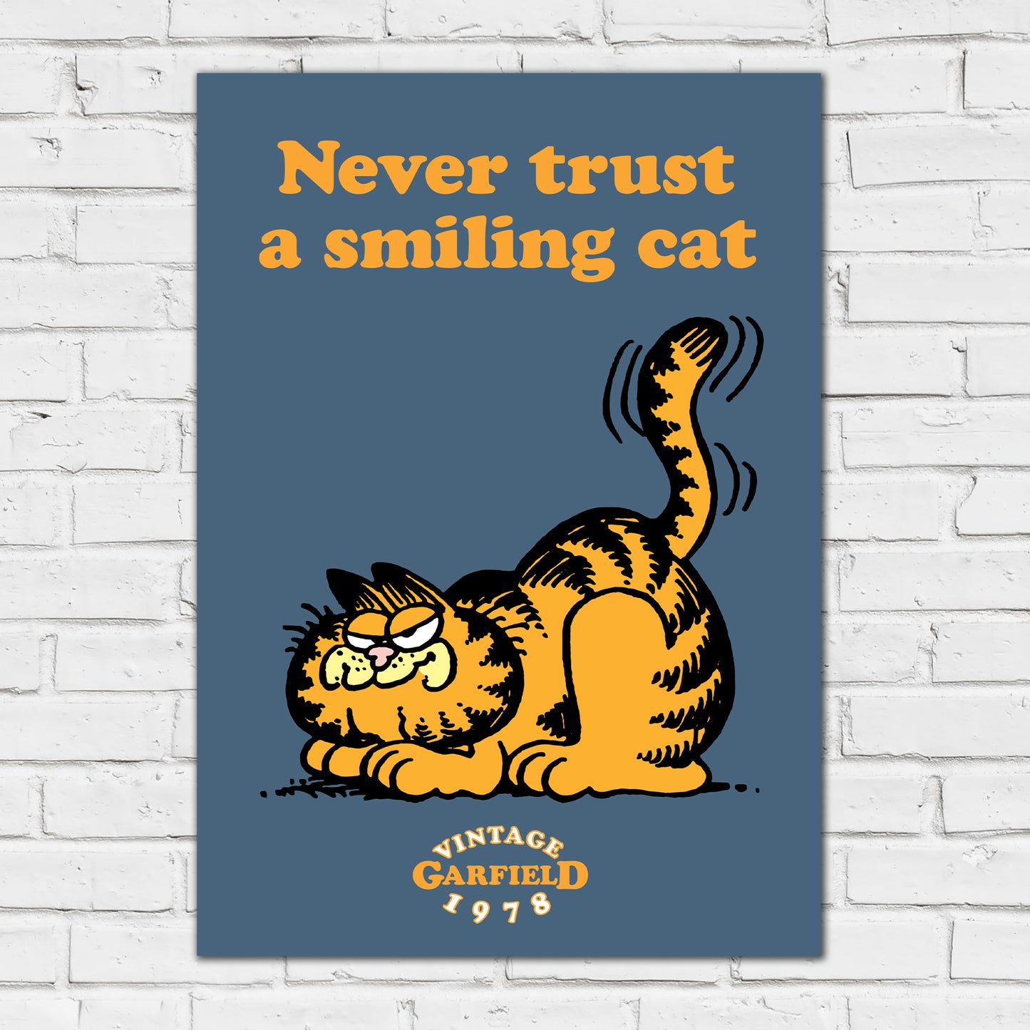 Garfield Print – Never Trust A Smiling Cat 1978 Vintage Navy Poster Wall Art