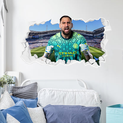 Manchester City Football Club - Donnarumma 26/27 Broken Wall Sticker