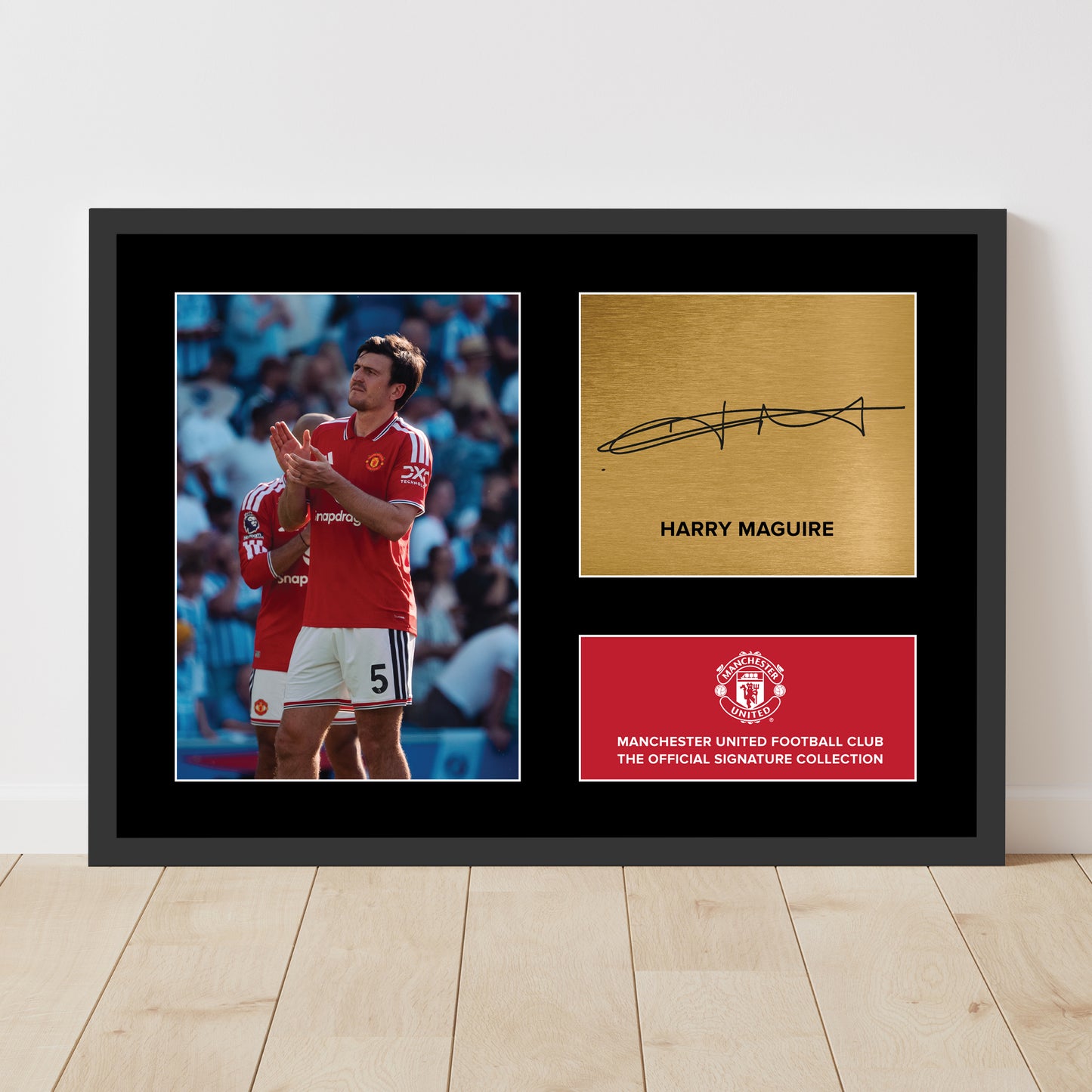 Manchester United Signature Collection Mounted Print – Harry Maguire Replica Signed Photo