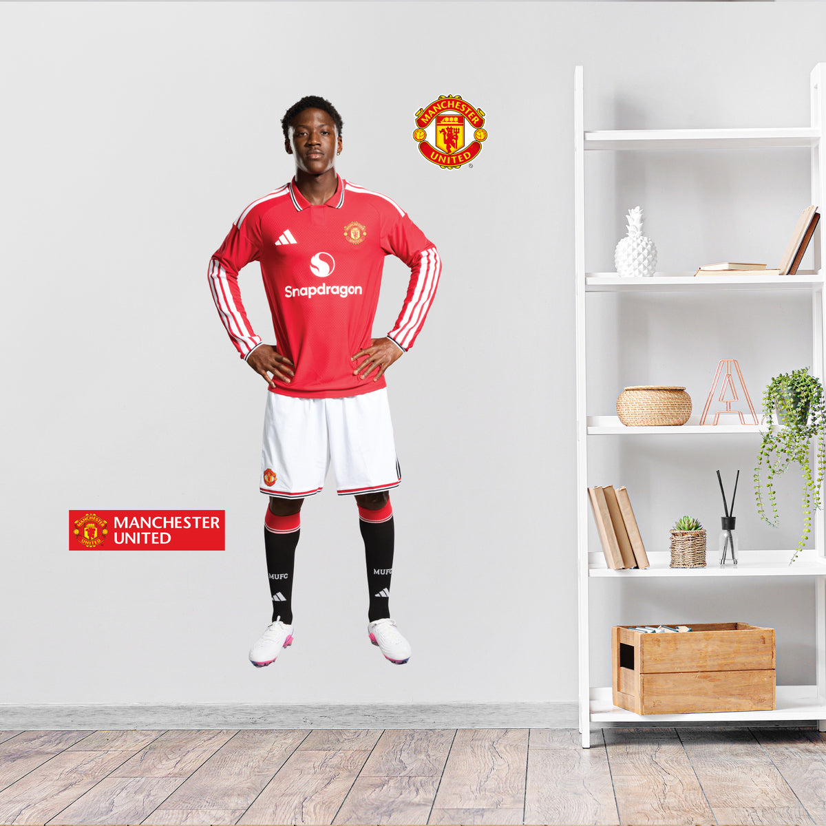Manchester United FC Wall Sticker - Kobbie Mainoo 26/27 Player + MUFC Decals