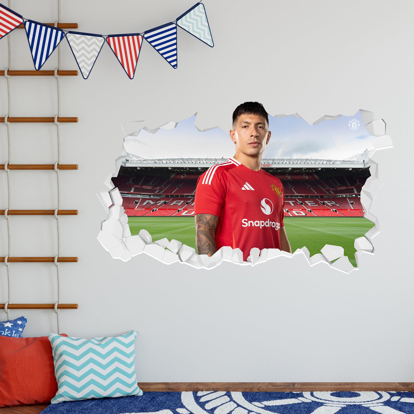 Manchester United FC Wall Sticker - Lisandro Martínez 24/25 Broken Wall