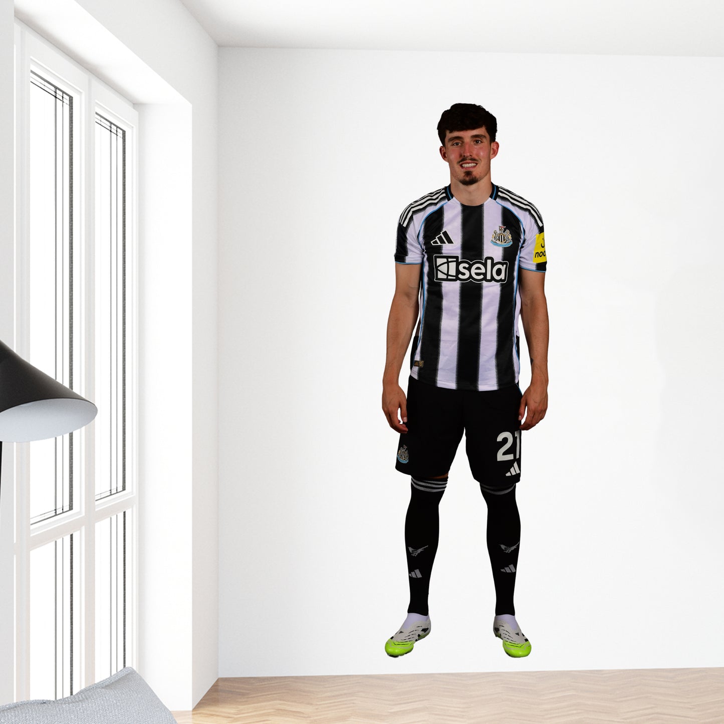 Newcastle United Wall Sticker - Livramento Player 25/26 Wall Decal Football Art