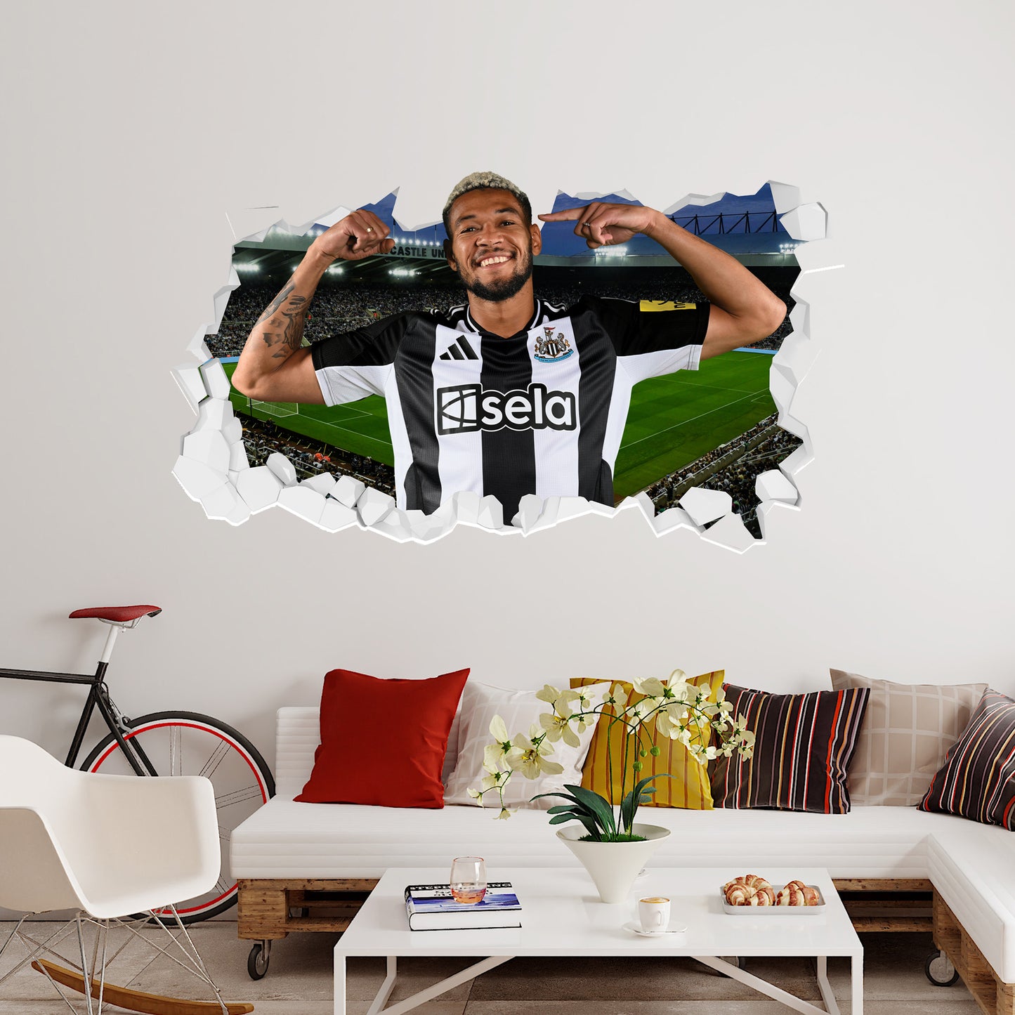 Newcastle United Football Club - Joelinton 24/25 Broken Wall