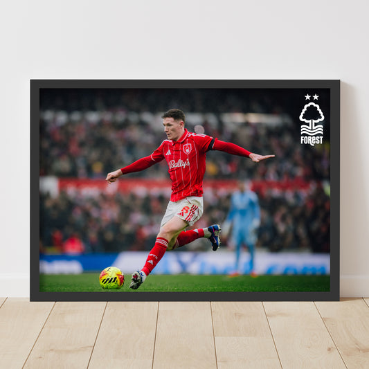 Nottingham Forest FC Print - Elliot Anderson Action Shot Poster