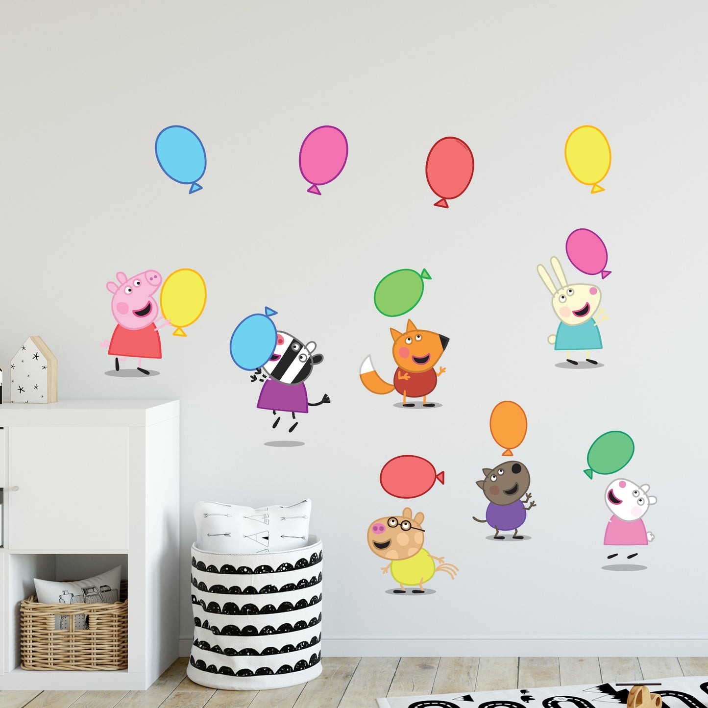 Peppa Pig Wall Sticker - Peppa Pig and Friends Playing With Balloons Set Wall Decal Kids Art