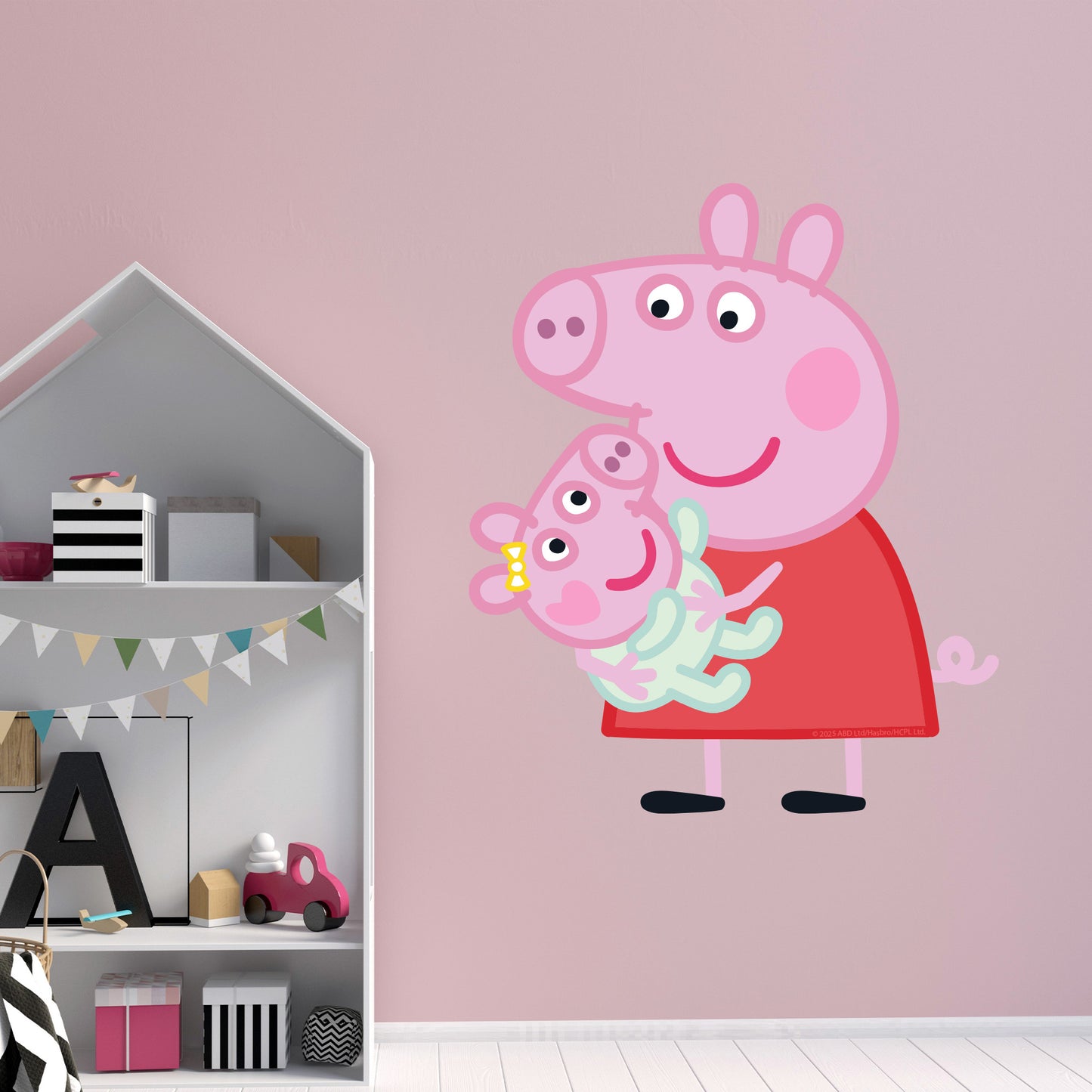 Peppa Pig Wall Sticker - Peppa Holding Baby Evie