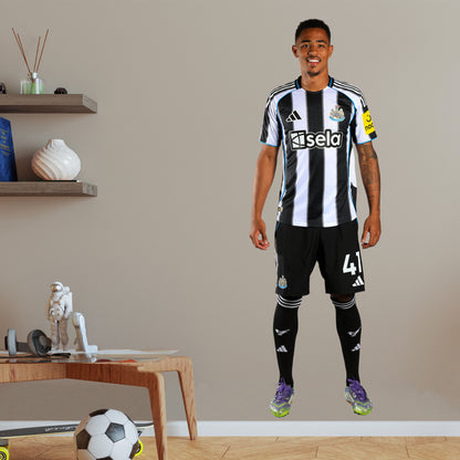 Newcastle United Wall Sticker - Jacob Ramsey Player 25/26 Wall Decal Football Art