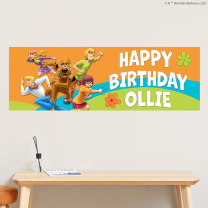 Scooby-Doo Birthday - Scooby And The Gang Jumping Personalised Name Banner Wall Sticker