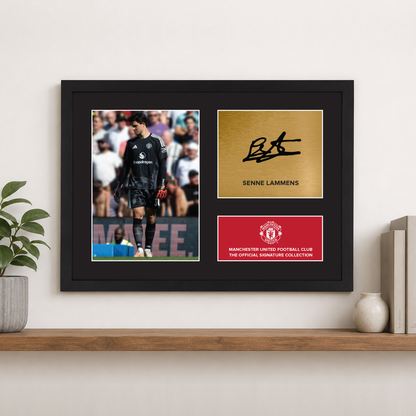 Manchester United Signature Collection Mounted Print – Senne Lammens Replica Signed Photo