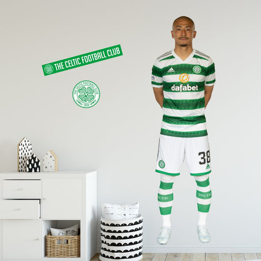 Celtic FC Wall Sticker - Daizen 23/24 Action Player Wall Decal Football Art