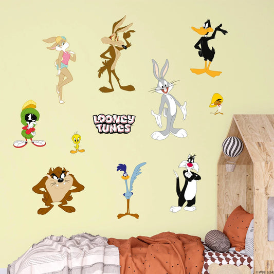 Looney Tunes Wall Sticker - Looney Tunes 10 Character Set Wall Decal Art