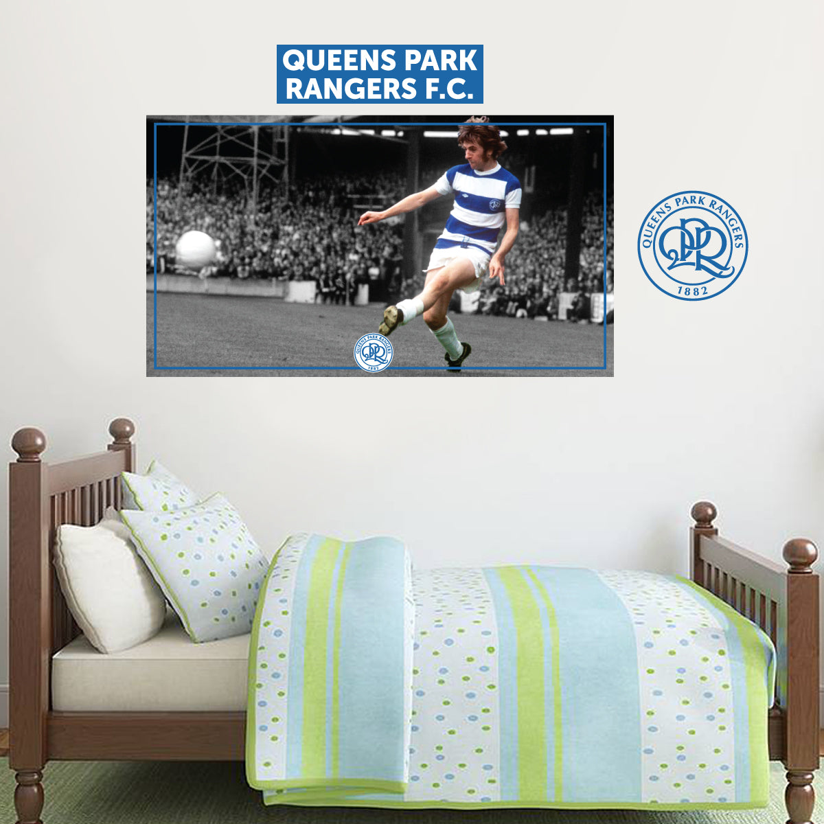 Queens Park Rangers QPR Football Club Lighter Cigarette Case Gift Set Supplied in Gift Box With Option to Personalise Queens Park Rangers QPR Football Club Lighter Cigarette Case Gift Set Supplied in Gift Box With Option to Personalise